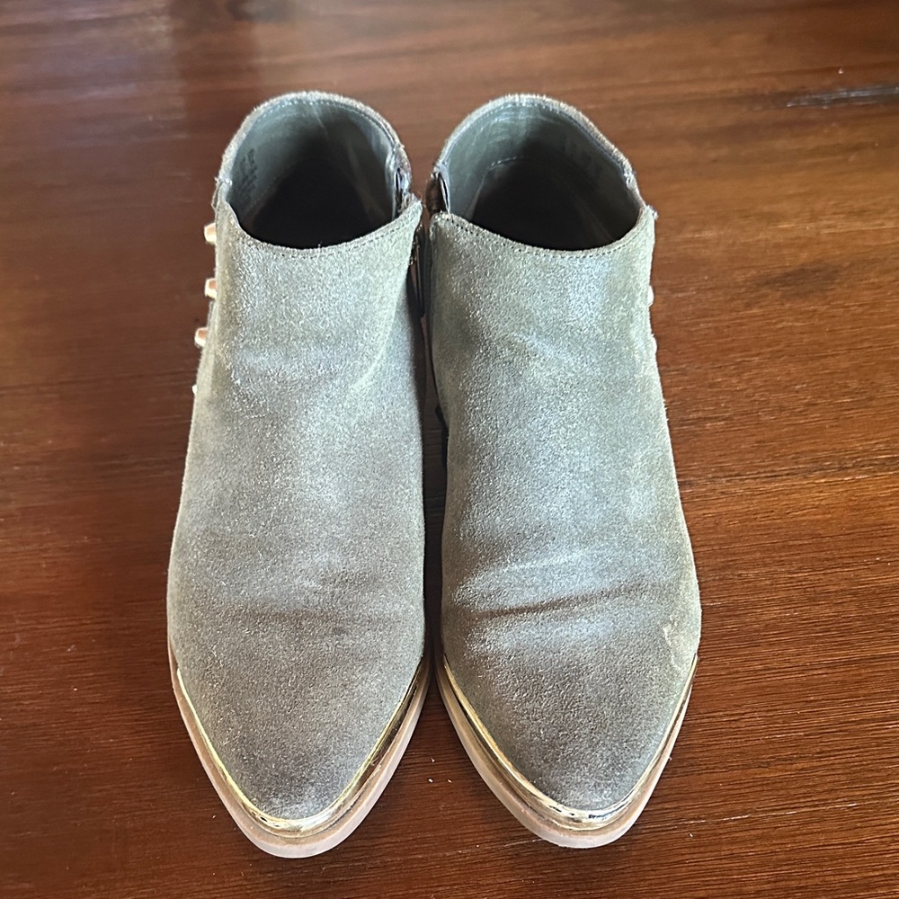 Suede Ankle Boots in Green